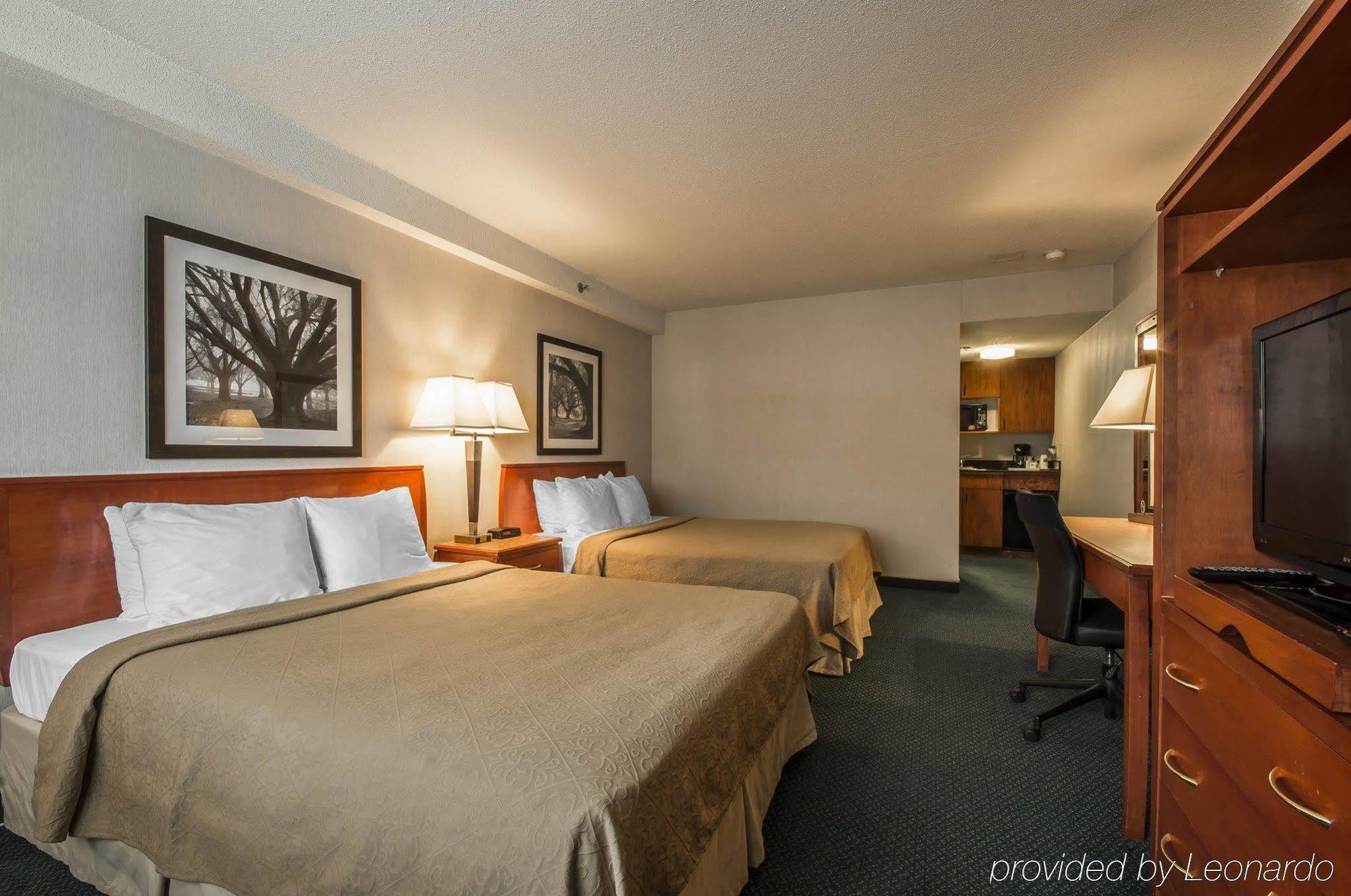 Art Infiniti Hotel Pitt Meadows Eksteriør billede