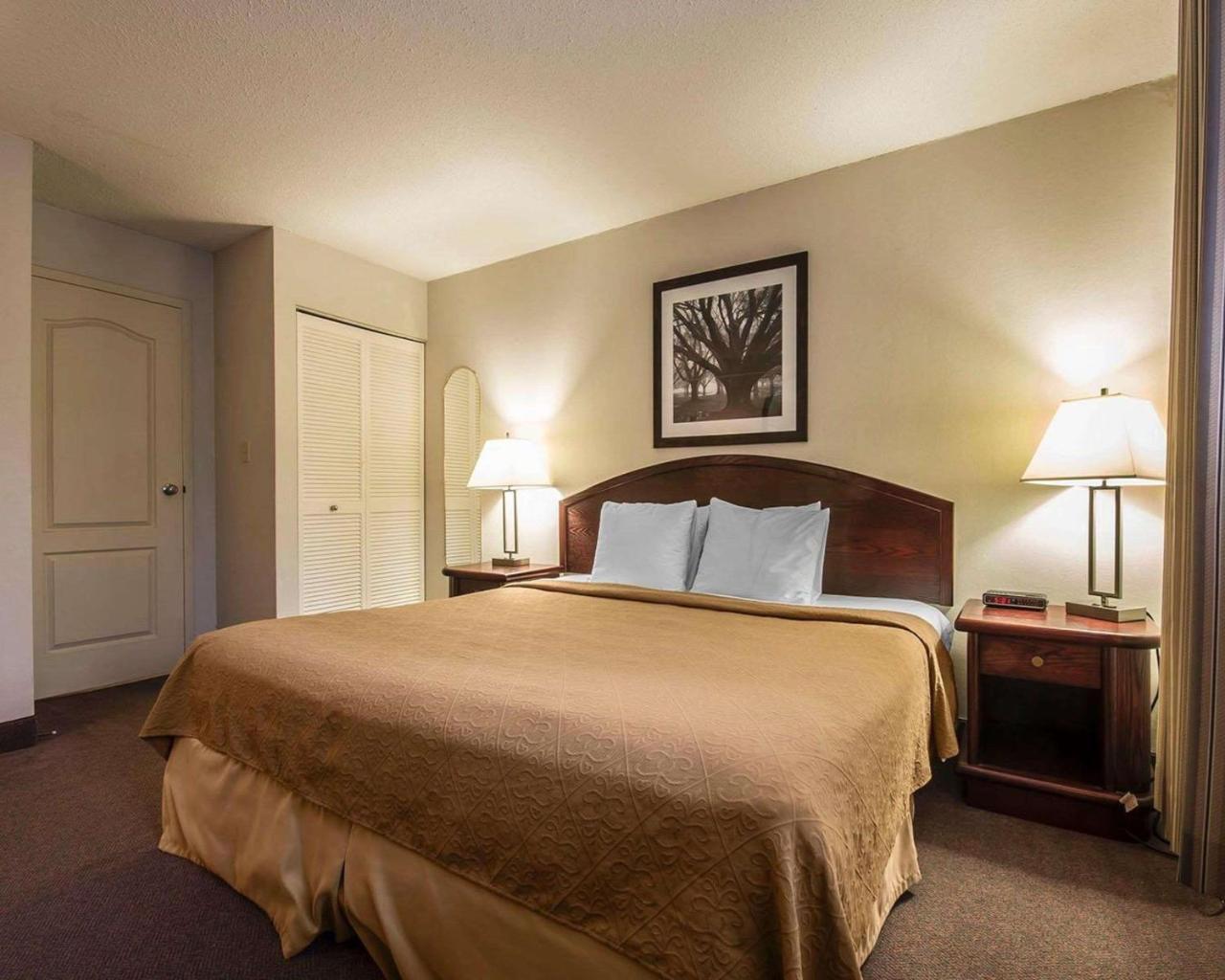 Art Infiniti Hotel Pitt Meadows Eksteriør billede