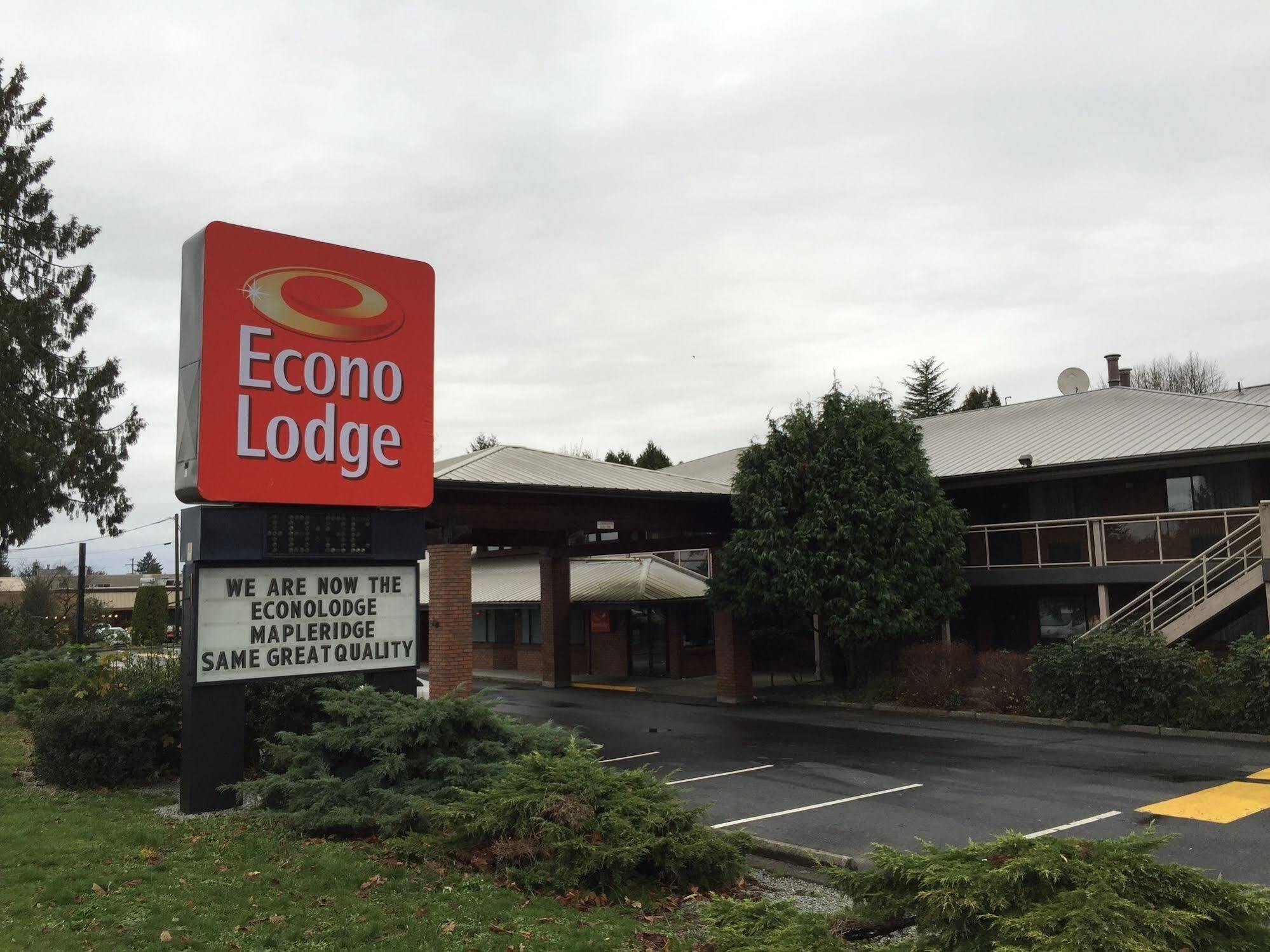 Art Infiniti Hotel Pitt Meadows Eksteriør billede