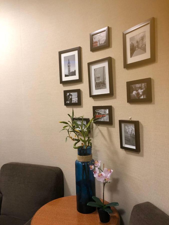 Art Infiniti Hotel Pitt Meadows Eksteriør billede